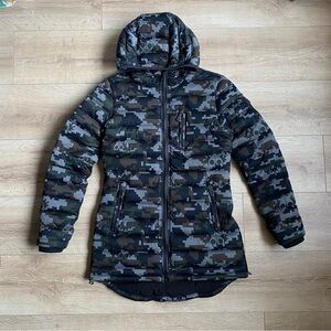 Authentic Moose Knuckles puffer coat down filled parka digital camo print